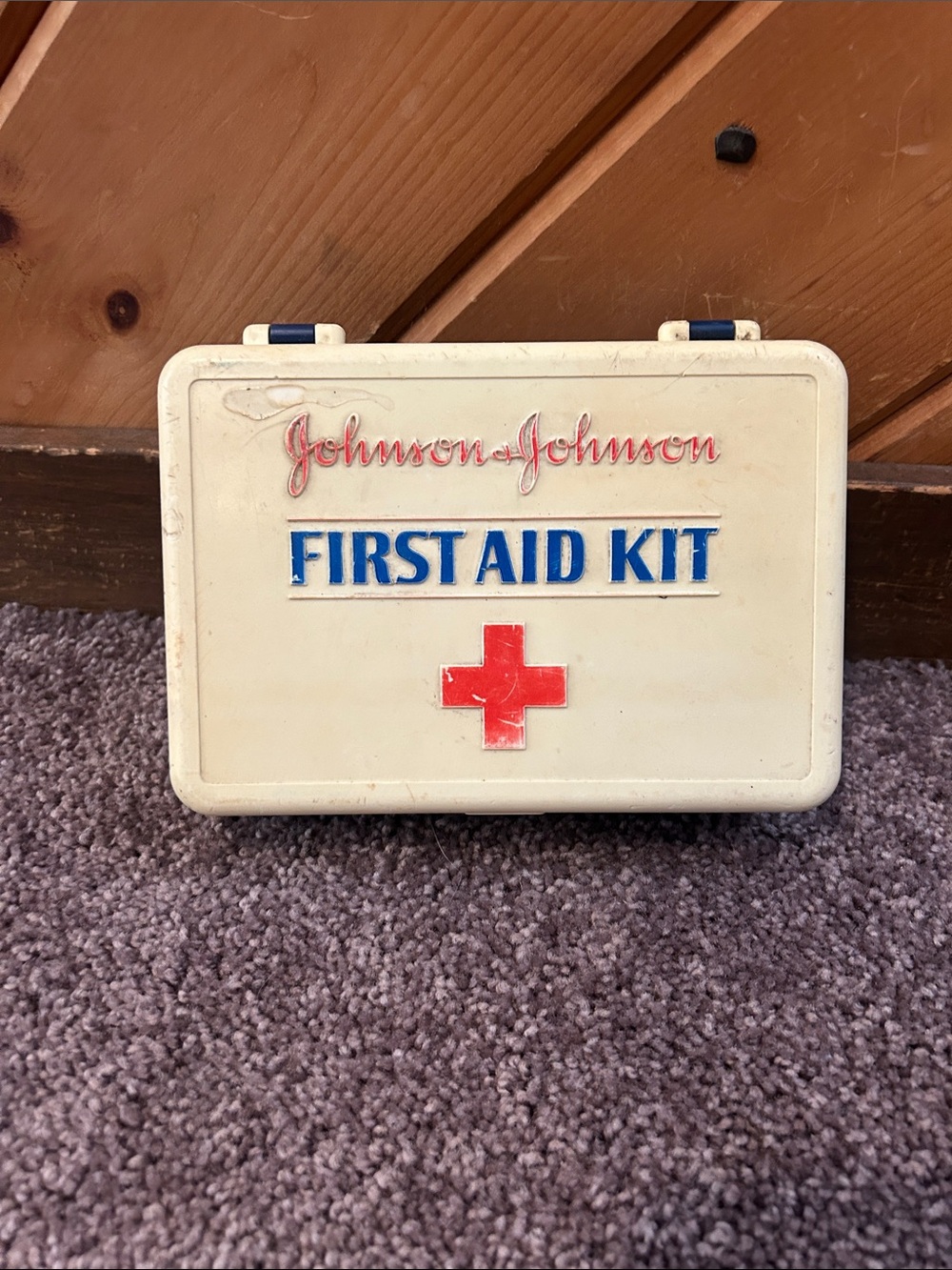 Vintage Johnson & Johnson First Aid Kit plastic storage box